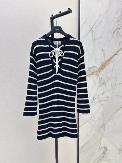 D 25 Early Autumn New Tie Striped Knitted Dress