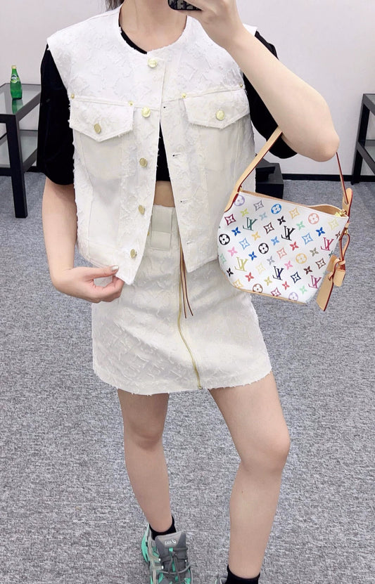 L 25 Summer New Denim Vest Skirt Set