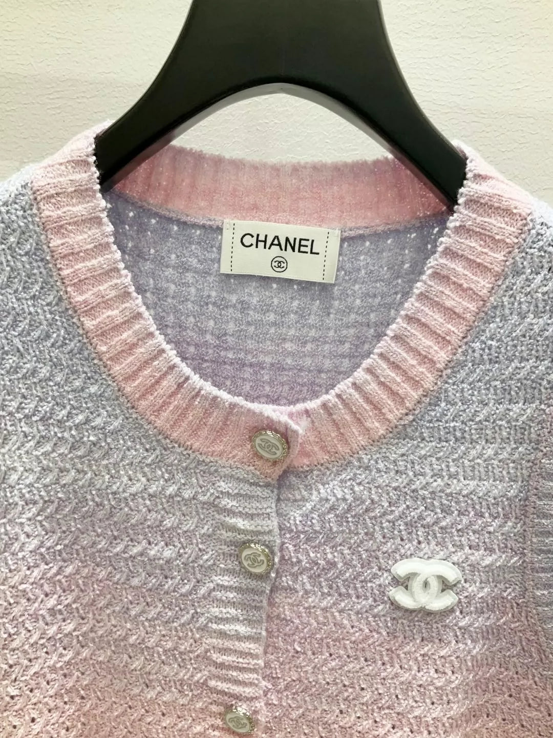 C 25 New gradient-colored dyed yarn knit vest