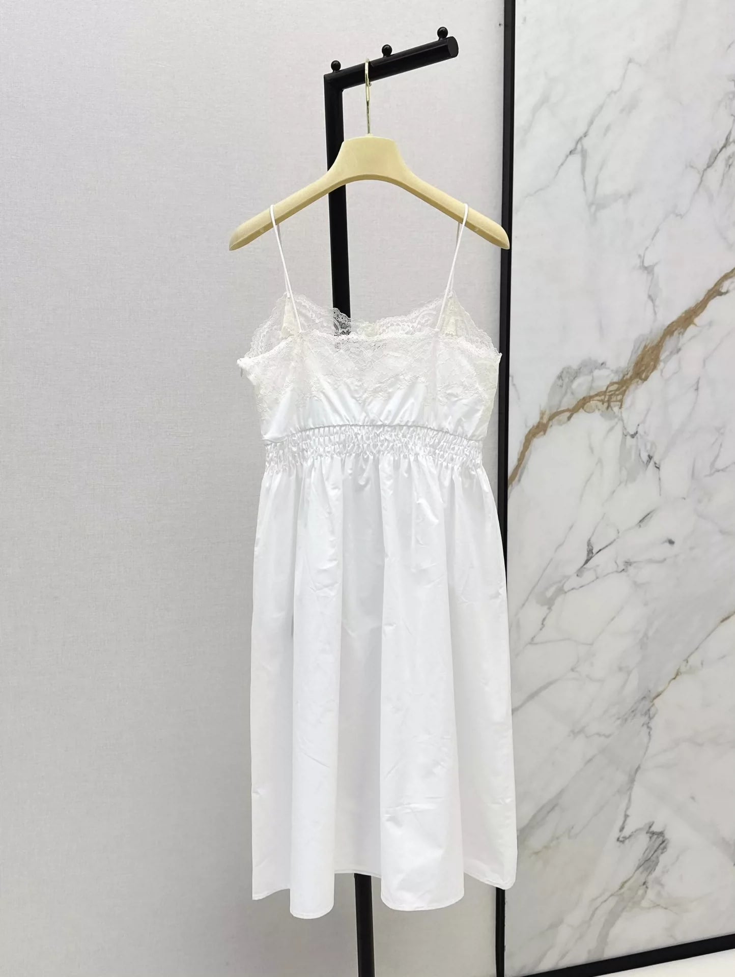 M 25 Spring and Summer New Lace Suspender Skirt