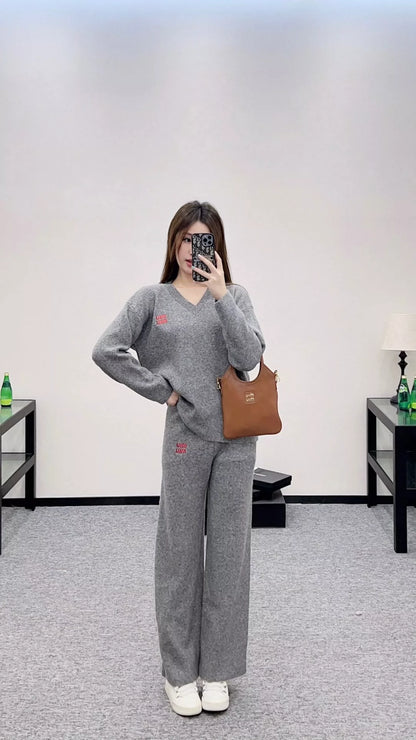 M 25fw Knitted Pullover Top and Pants Set