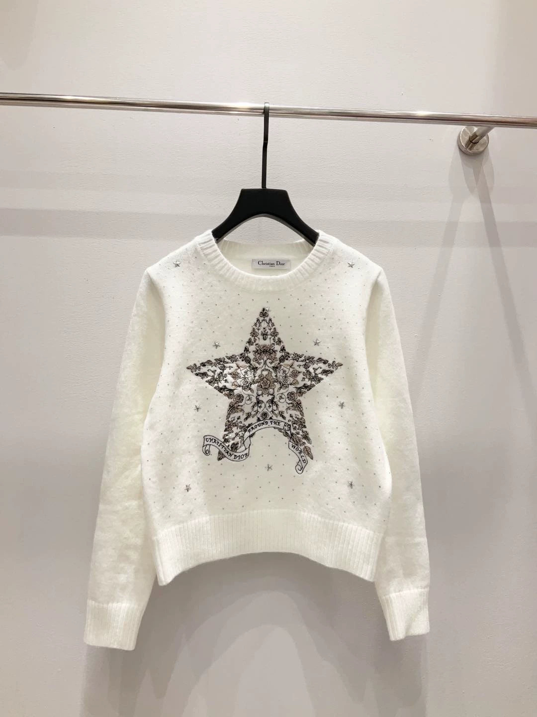 D 25 new style starry sky hot diamond five-pointed star embroidery round neck long sleeve knitted top