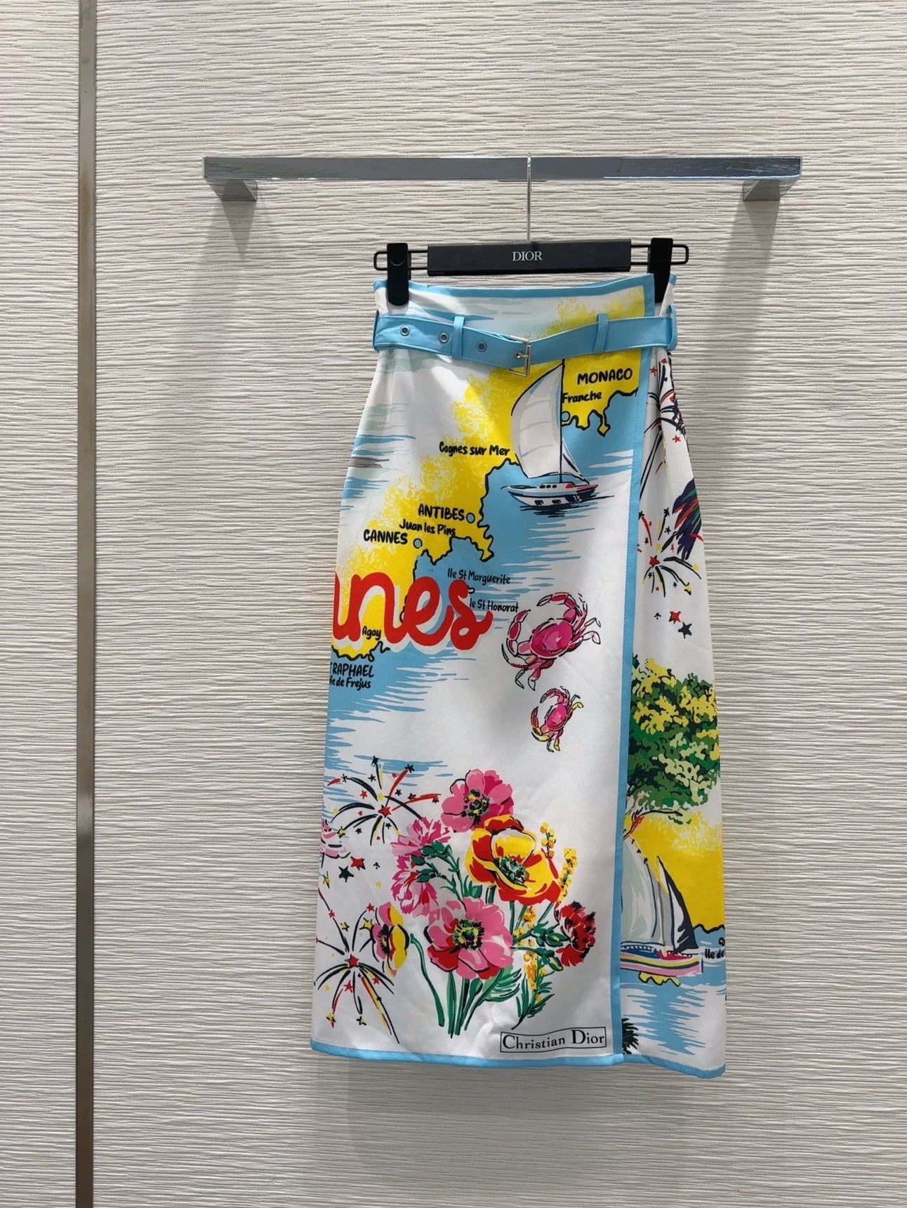 D 25 new map print belt skirt