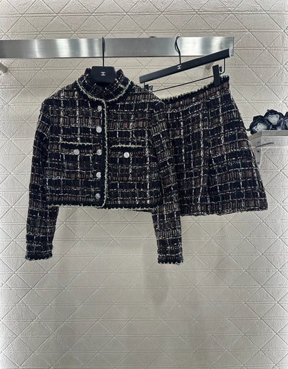 C 25 Plaid woven tweed jacket and skirt set