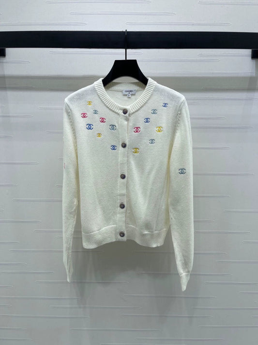C 25fw Round Neck Long Sleeve Cardigan