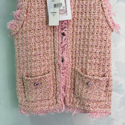 2025 Summer New Round Neck Raw Edge Knitted Vest
