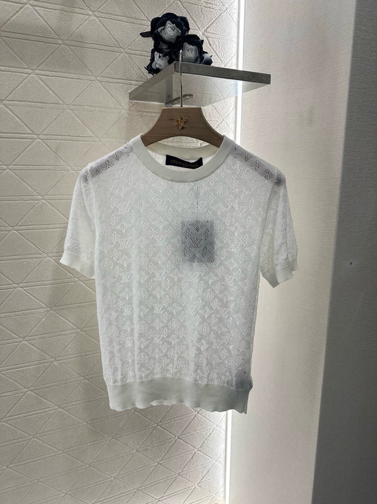 L 25 Slightly Sheer Jacquard Knit Short Sleeve Top