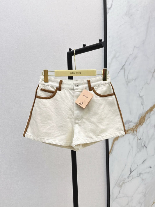 M 25 Spring/Summer Latest Patchwork Leather Embellished Denim Shorts
