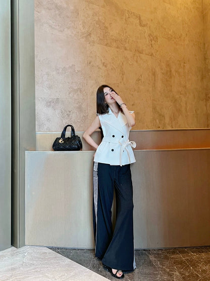 D 25 New Embroidery Bee Embellished Lapel Vest