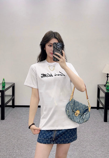 L 25 Round Neck Embroidered Letter Chain Short Sleeve T-Shirt