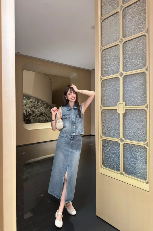 C 25 New Embroidered Mid-Length Denim Half Skirt