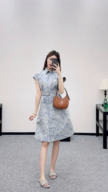 D 25 Belted jacquard dress