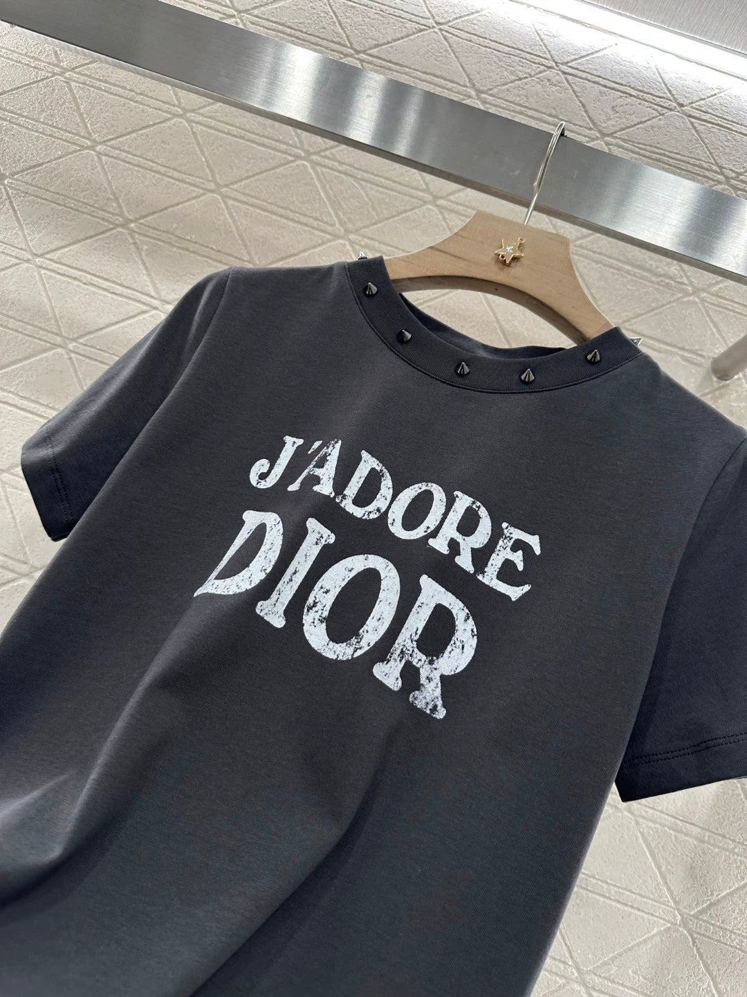 D 25 New Studded Cotton Short Sleeve T-Shirt