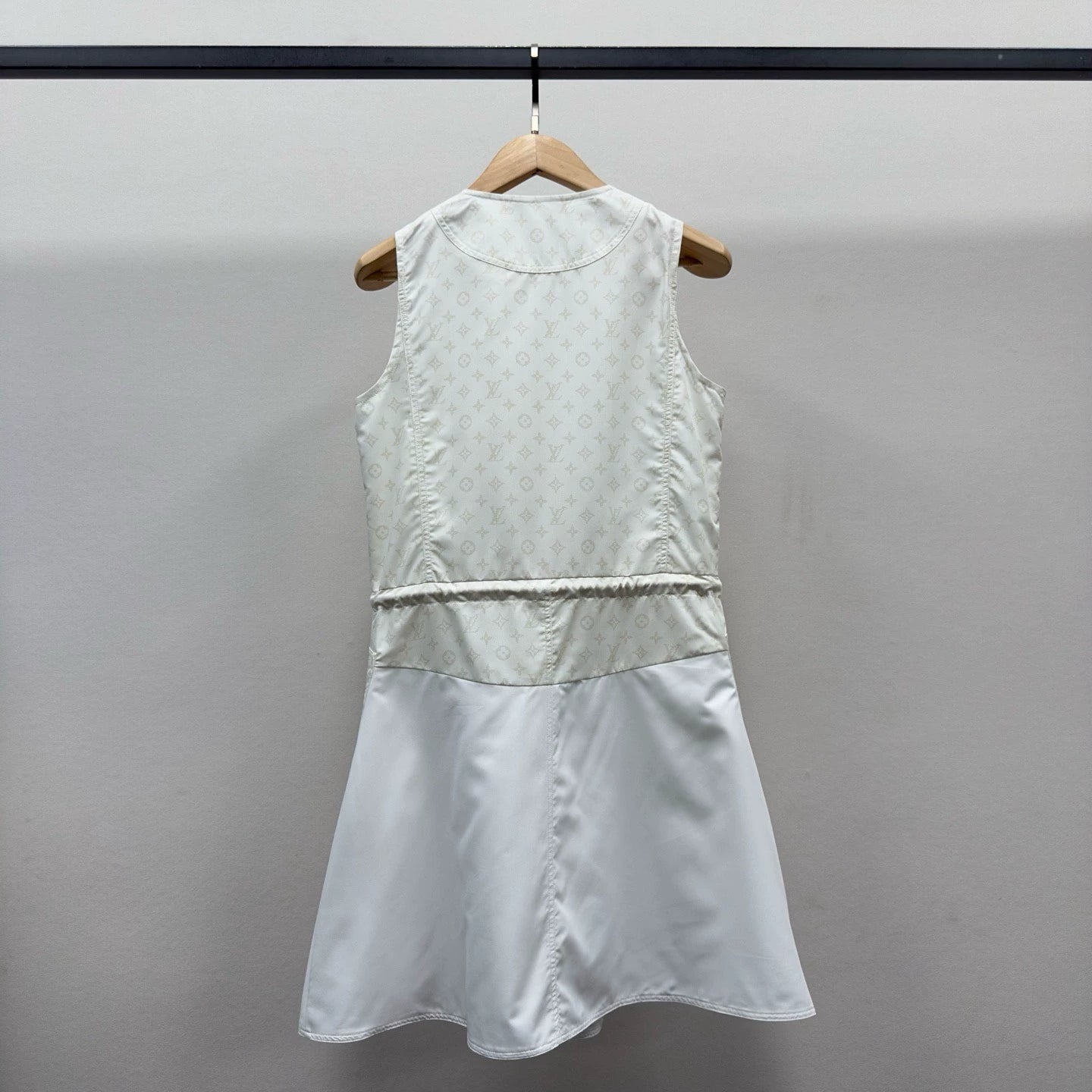 L 25 New Checkerboard Color Block Waist Dresses
