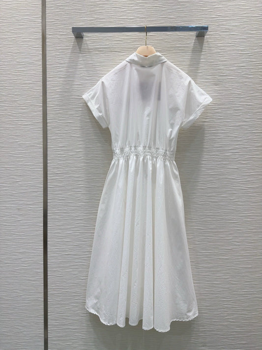 M 25 Pure white shirt dress
