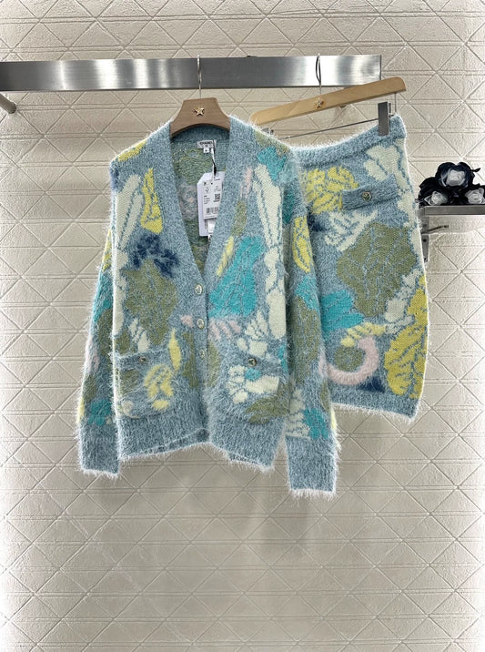 C 25 Seahorse fur cardigan and skirt set