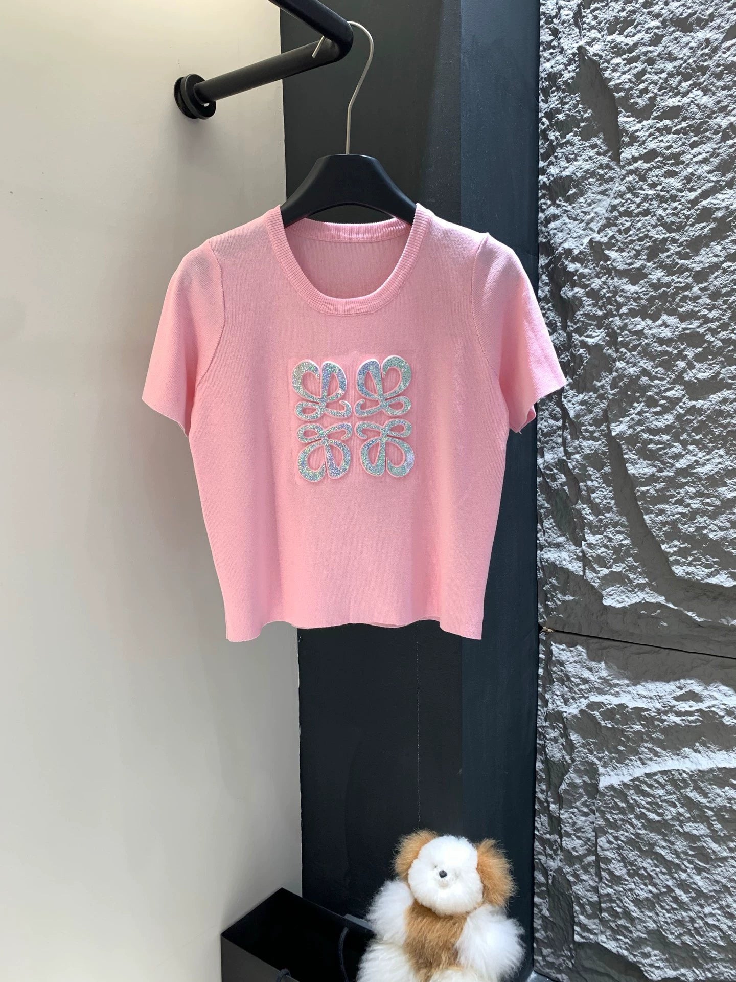 LO 25 Bright Logo Knit Short Sleeve