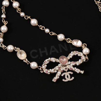 C 24 Bow Pearl Pink Gemstone Necklace