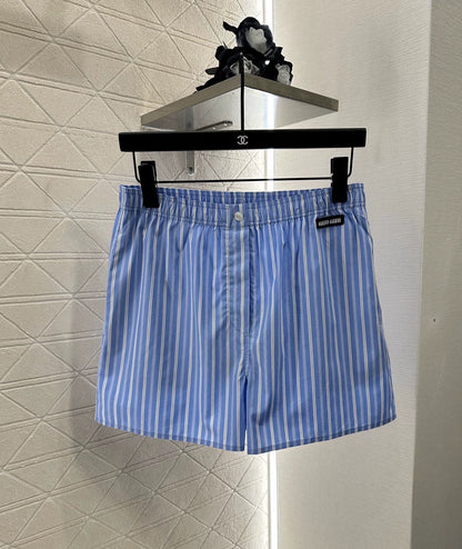 M 25 Lace suspender shorts set
