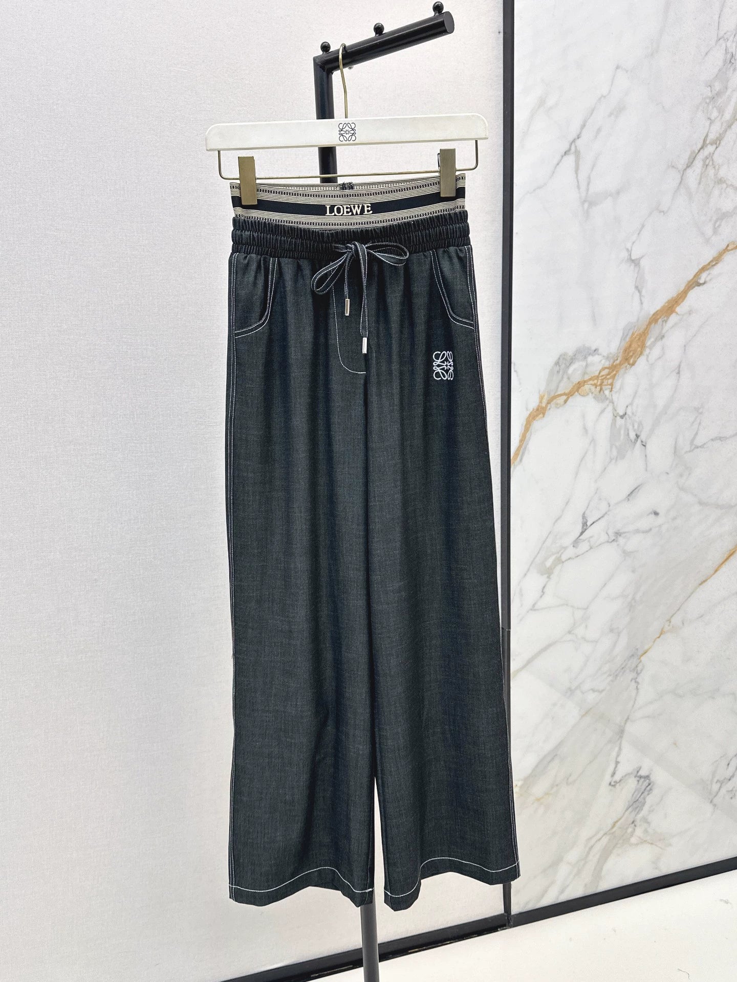 LO 25fw New Straight-leg Pants with Web Decoration