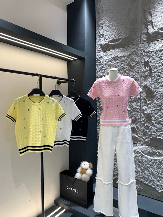 L 25 New three-dimensional embroidery letter knitting short sleeve