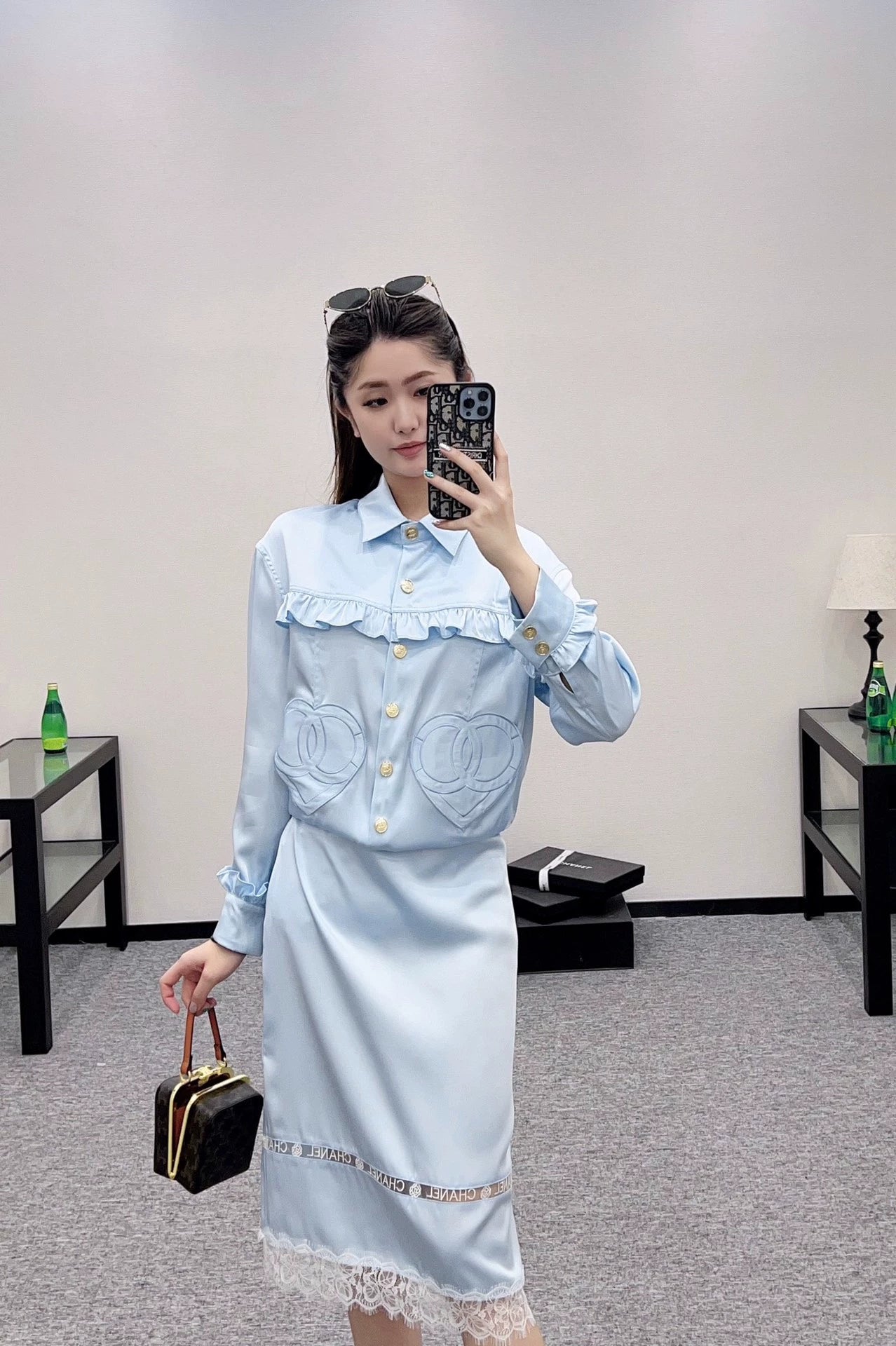 C 25 Pleated shirt and lace skirt set