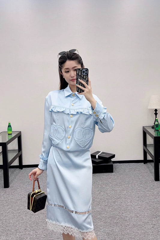 C 25 Pleated shirt and lace skirt set