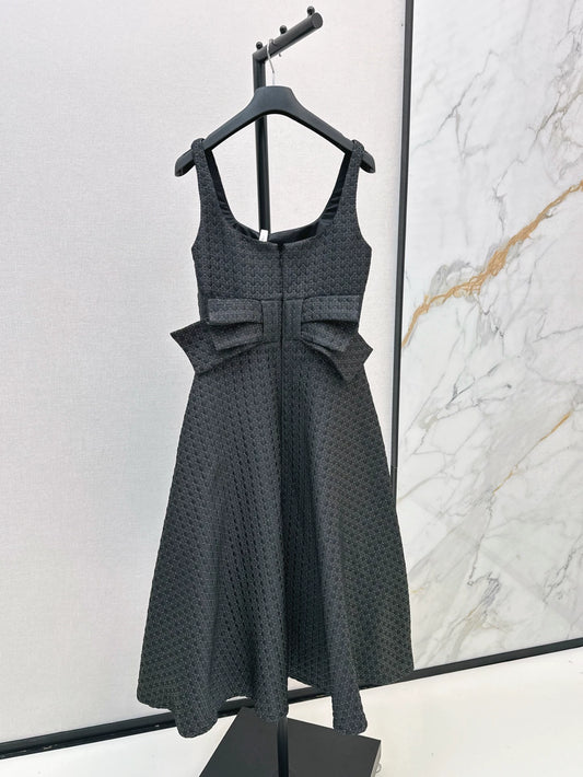 Di 25 New Black and Gold Bowknot Back Waist Suspender Dress