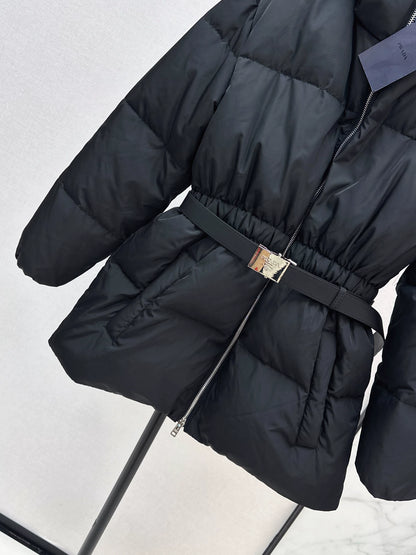 P 25fw Hooded slim-fit mid-length down jacket