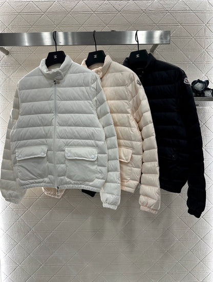 Mon 25 Stand-up collar, thin down jacket.