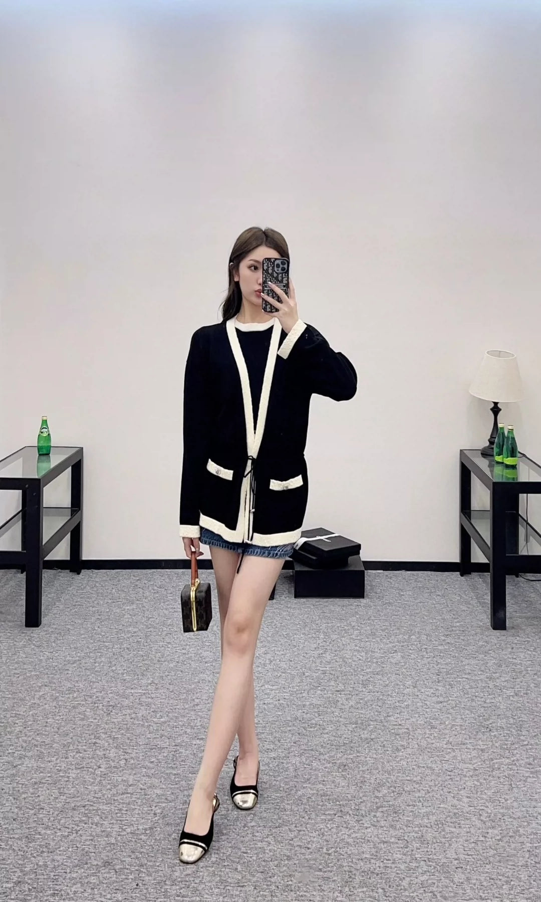 c 25 early fall new black and white color collision knitted cardigan