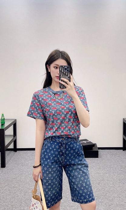 L 25 Vibrant Cherry Print Round Neck Short Sleeve T-Shirt