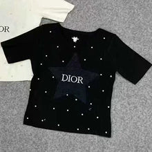 D 25 Embroidered round neck pullover with five-pointed star design short sleeves