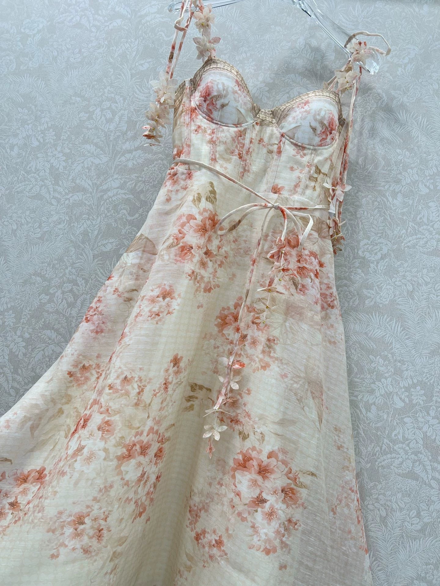 Z 25 New Flower Cluster Printed Halter Dresses