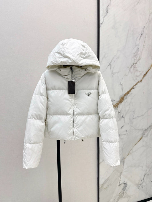 P 25 Bread Short Hooded Down Jacket