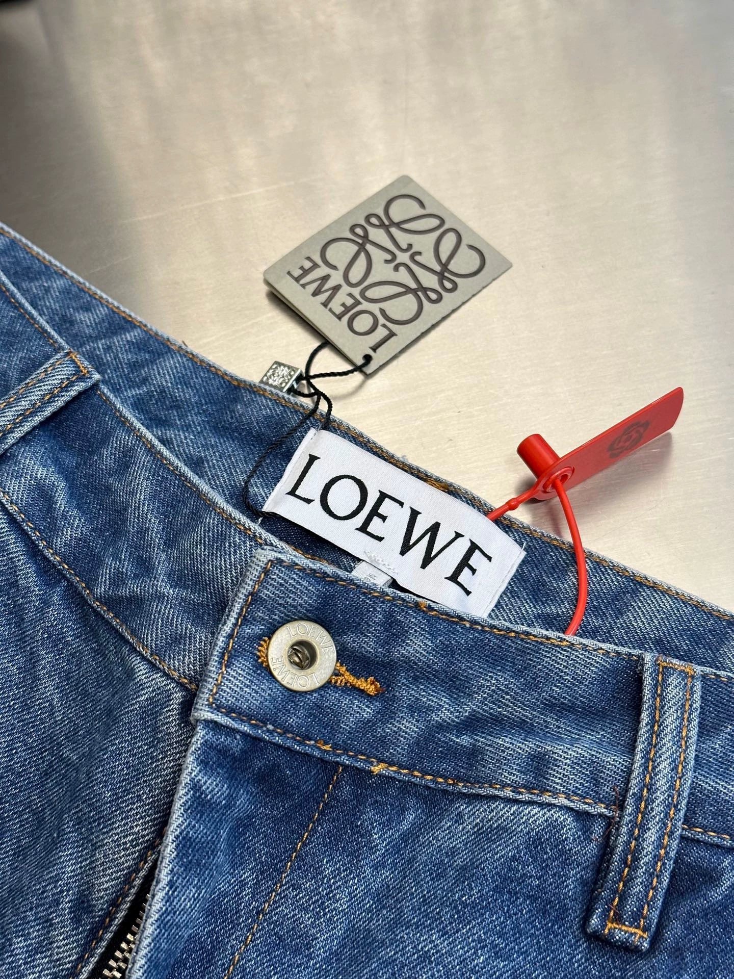 LO 25 NEW Denim shorts