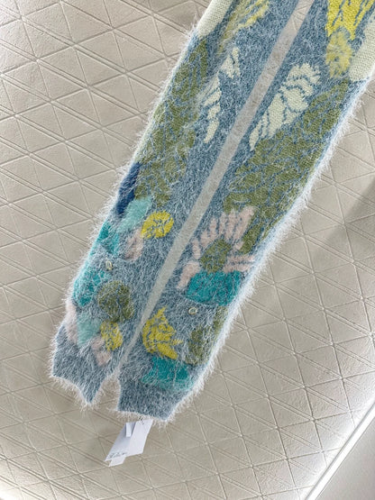 C 25 Mohair knitted scarf