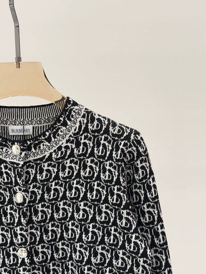 Bu 25 early spring new round neck letter logo jacquard full print knit cardigan