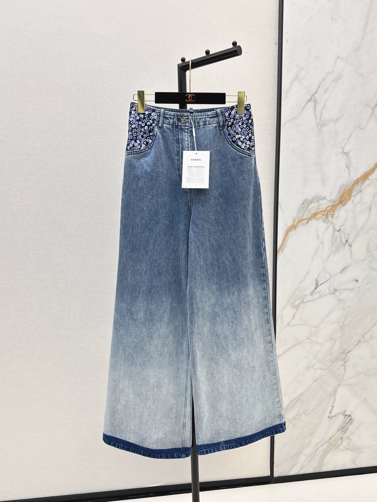 C 25 new round-neck denim jacket and trousers set