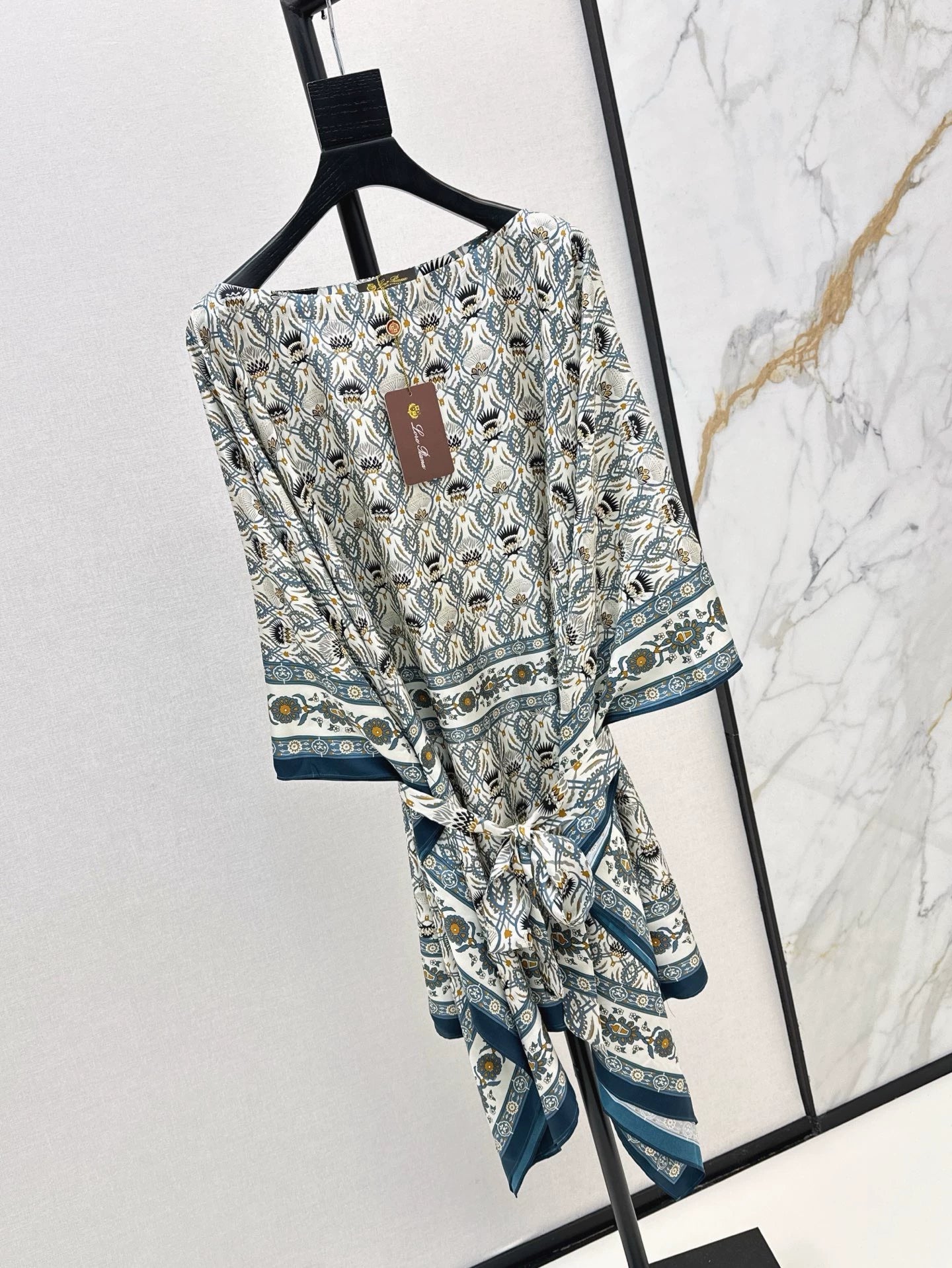 LOR 25 Spring and Summer New Romantic Holiday Style Cape Shawl Cardigan Dress