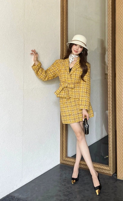 C 25 Yellow tweed skirt + jacket suit