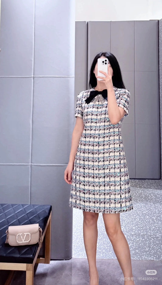 V 25 New Plaid Bow Celebrity Style Dress