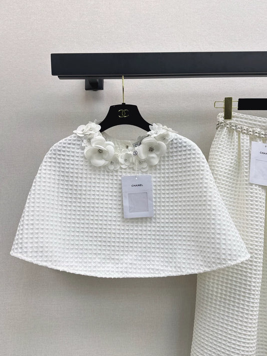 C 25 new three-dimensional flower decoration cape top + half skirt set