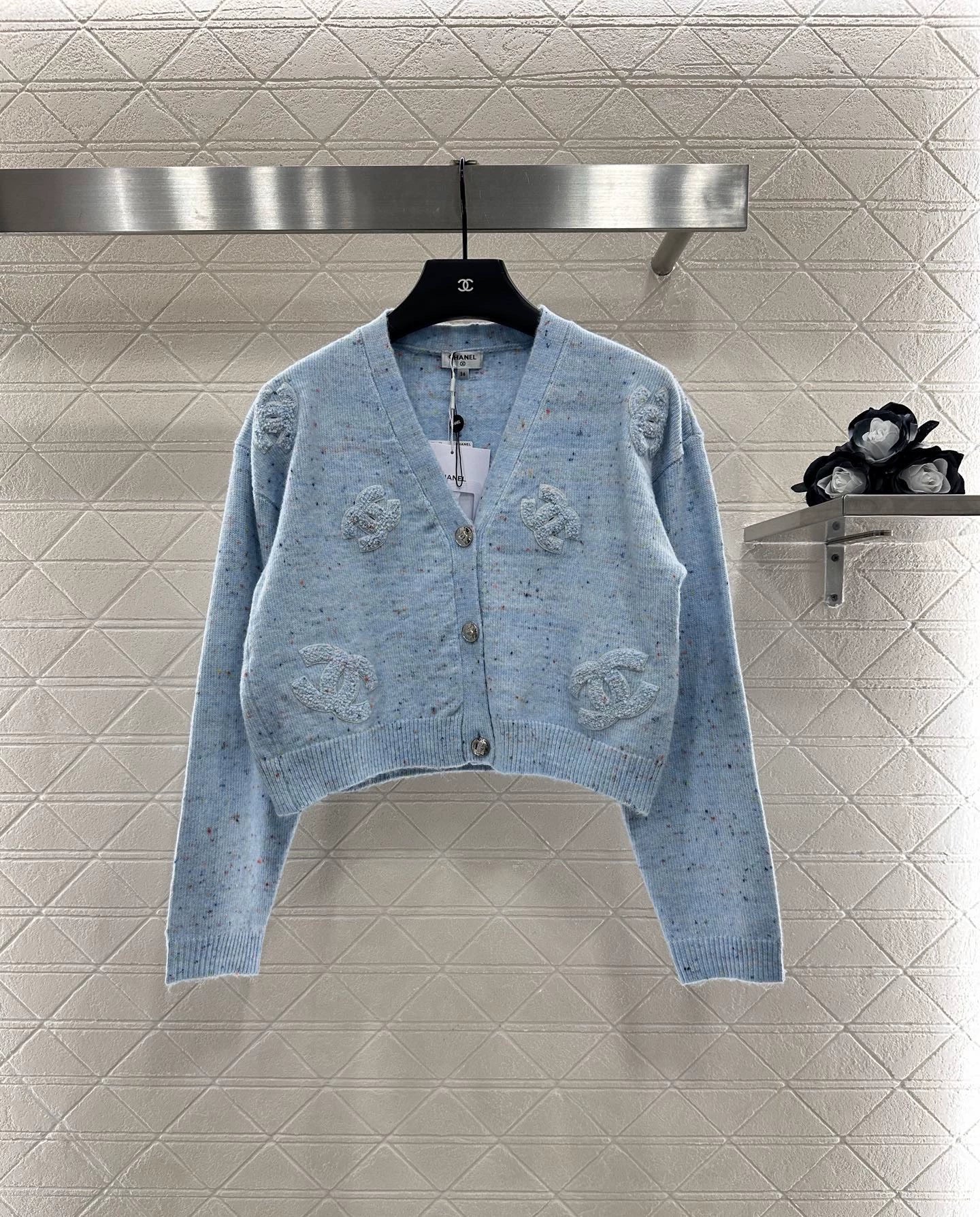 C 25 Plush lettering logo knitted cardigan