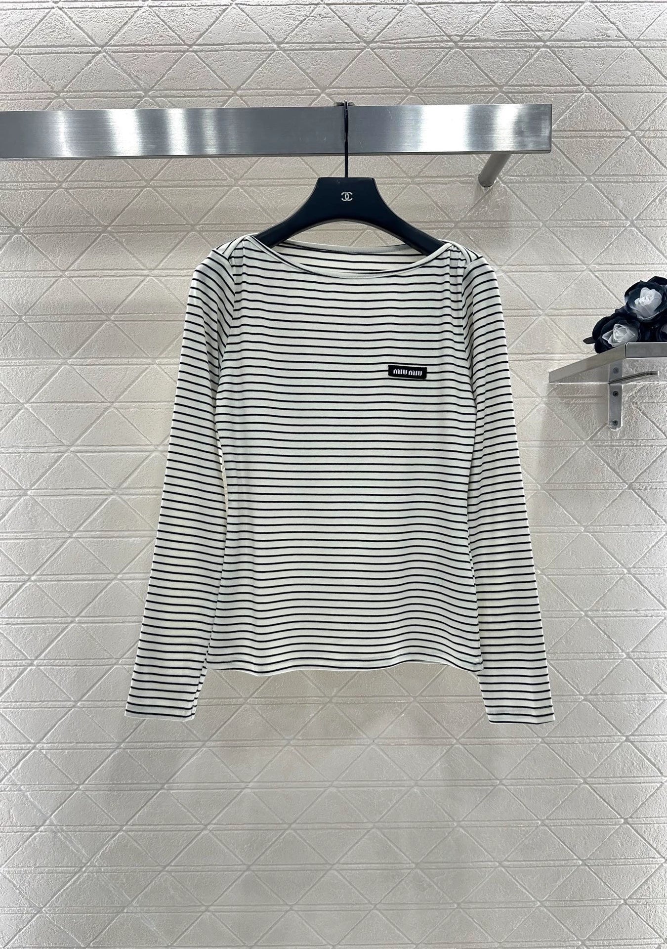 Mi 25 Slim-fit striped bottoming shirt