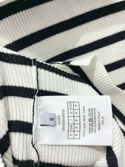D 25 New Clashing Stripes Lapel Long Sleeve Knit Sweater