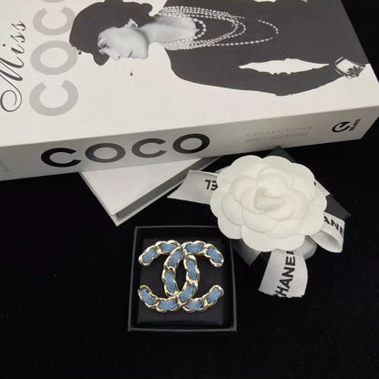 25 Summer new denim blue double C brooch