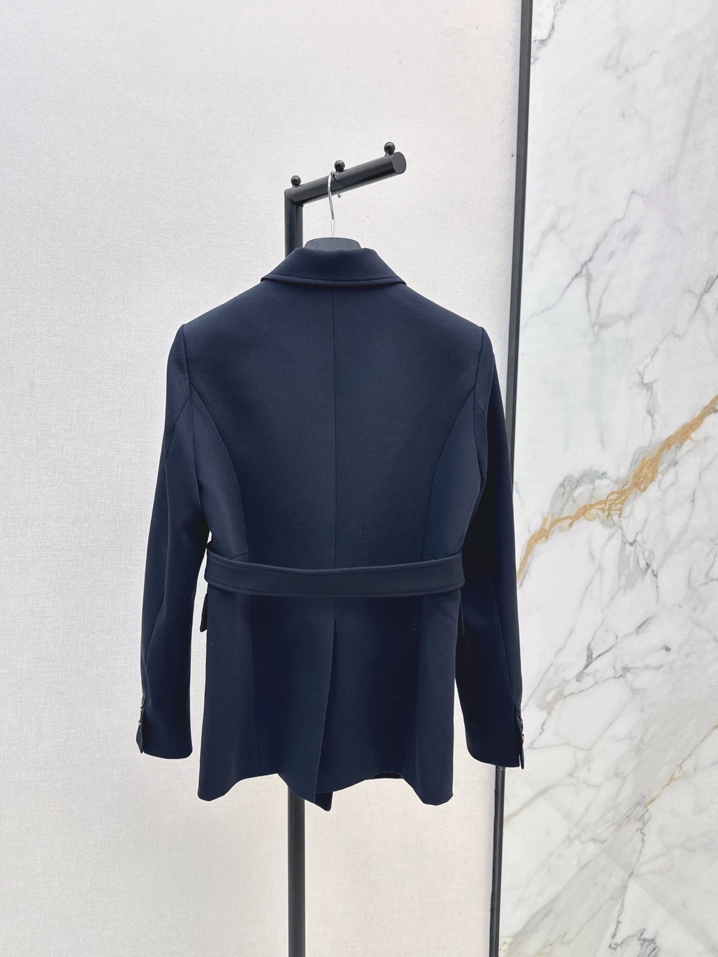 Di 25 Classic Lapel Double-Breasted Blazer