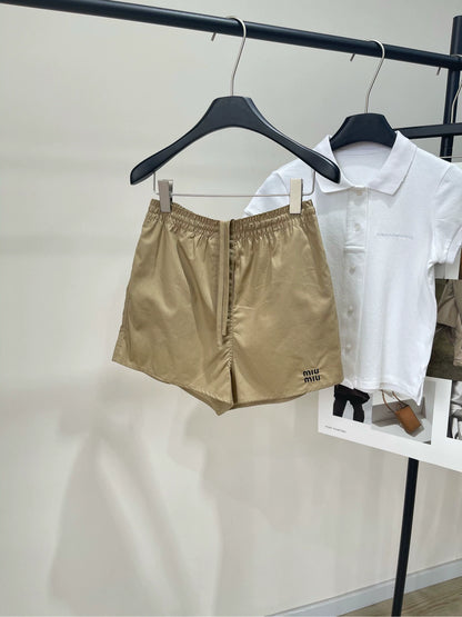 M 25 Khaki casual shorts