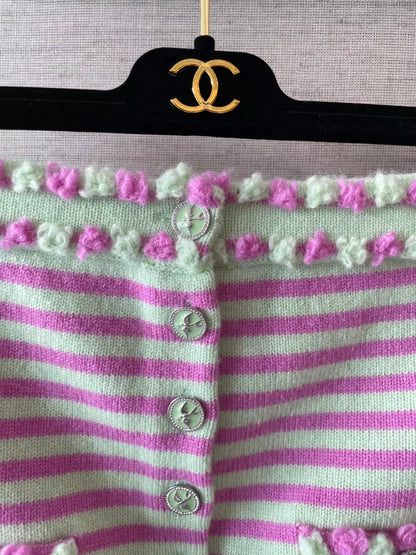 C 25 New Pink Stripe Sheath